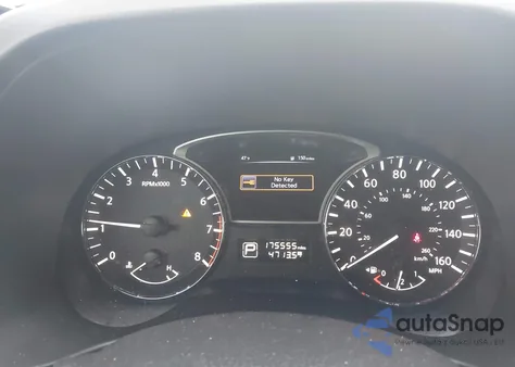 2015 Nissan Pathfinder Sv из США, поврежденный, VIN 5N1AR2MN7FC708468